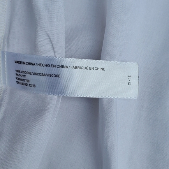 Eloqui sleeveless tie blouse 1X‎ - Picture 6 of 9